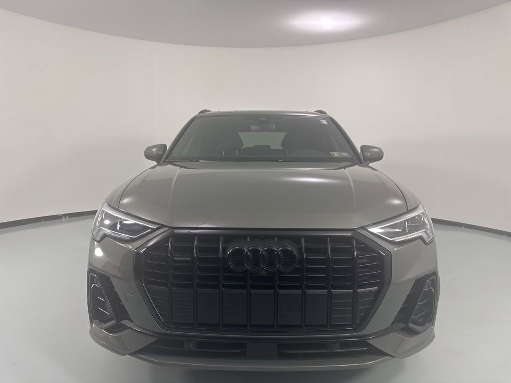 Used 2021 Audi Q3 2.0T Premium Plus w/ Premium Plus Package image 2