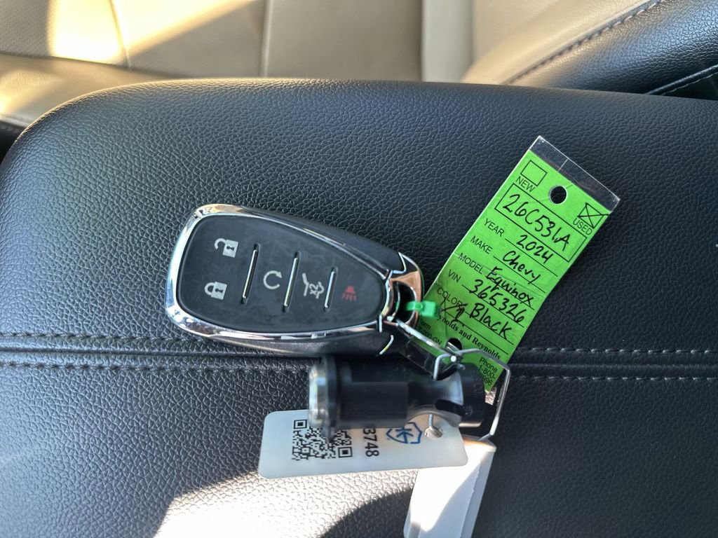 Used 2024 Chevrolet Equinox Premier image 22