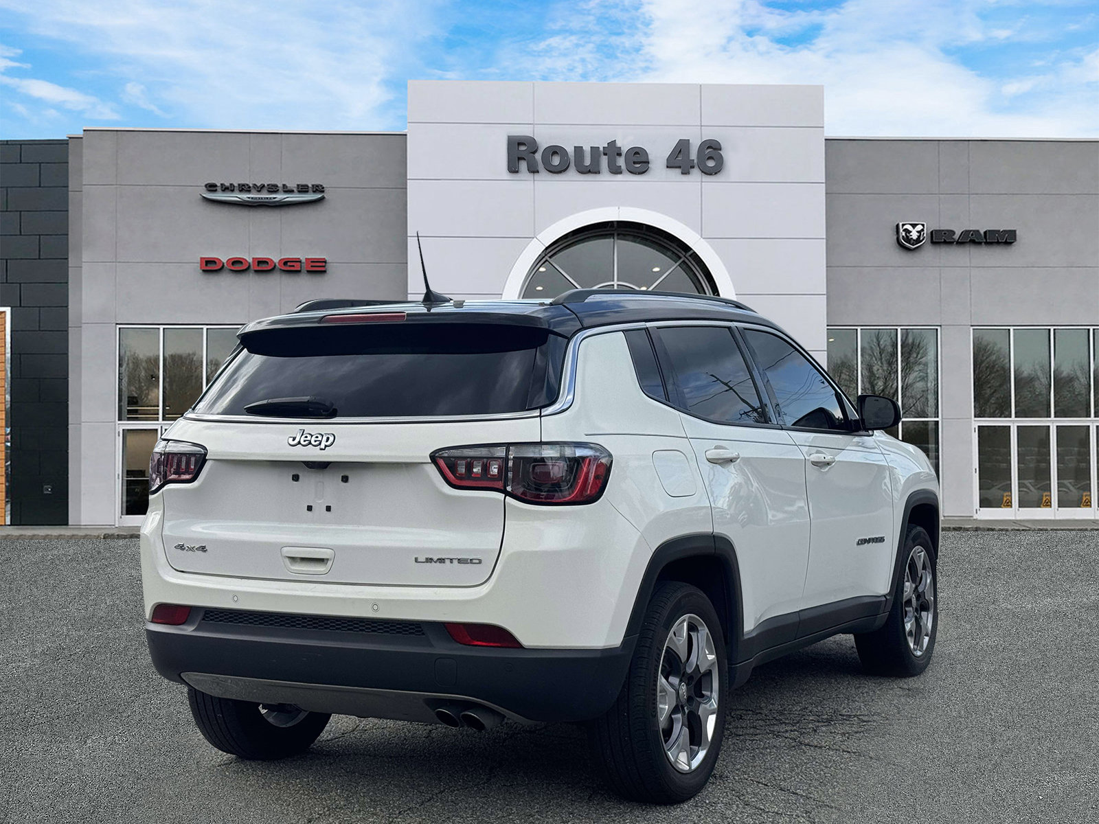 Used 2021 Jeep Compass Limited w/ Sun and Sound Group AWD/4WD image 10