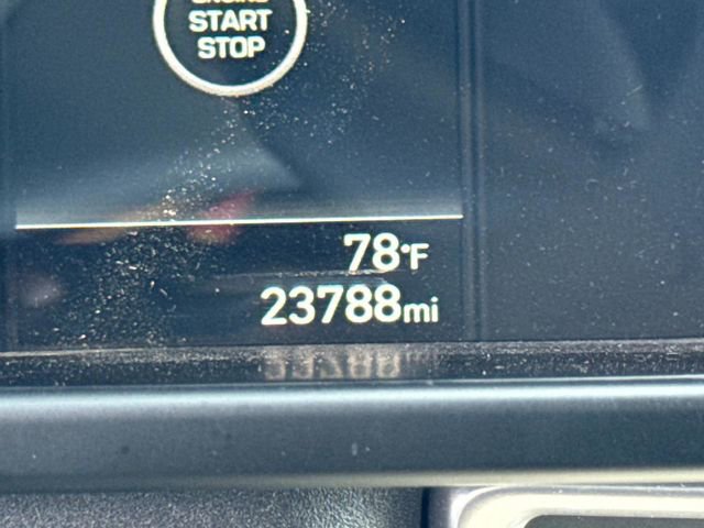 Used 2023 Hyundai Elantra SEL image 33