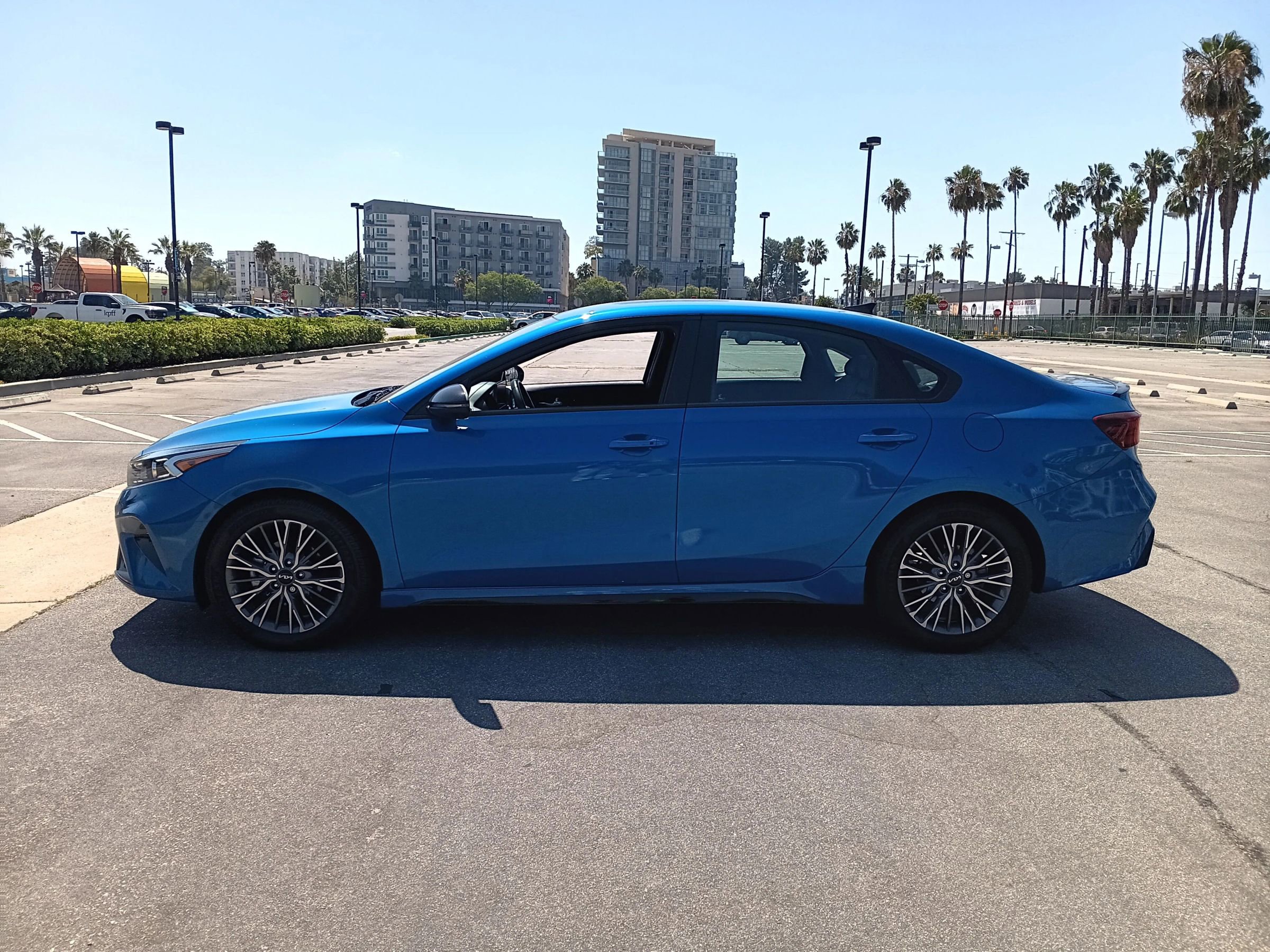 Used 2023 Kia Forte GT-Line FWD image 5