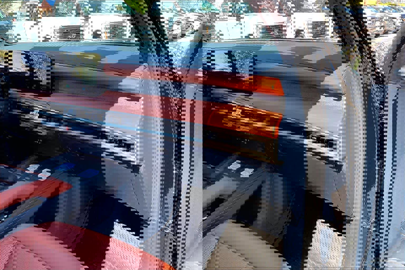 Used 2027 Kia Telluride SX image 18