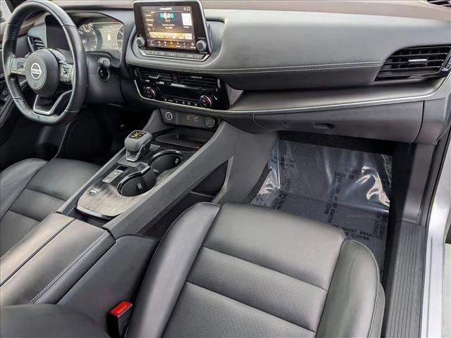 Used 2021 Nissan Rogue SV w/ Premium Package image 21