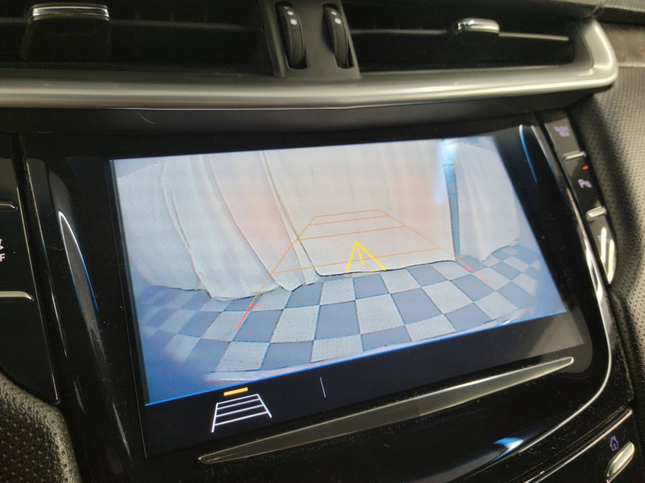 Used 2018 Cadillac XTS Luxury FWD image 23