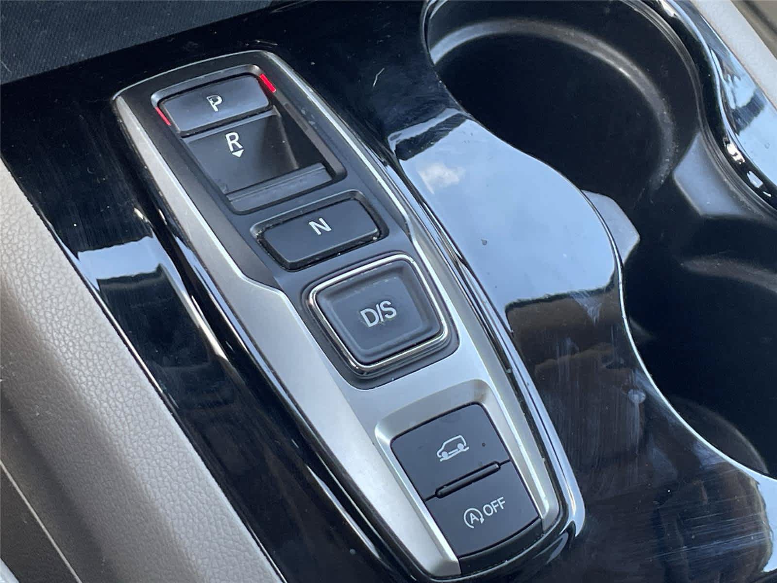 Used 2016 Honda Pilot Touring image 20