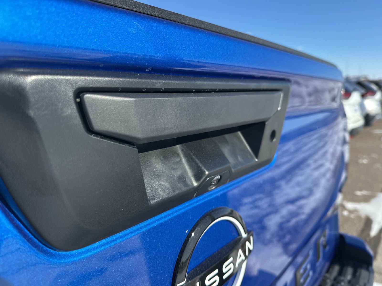 Used 2026 Nissan Frontier SV w/ All-Weather Content Package AWD/4WD image 6