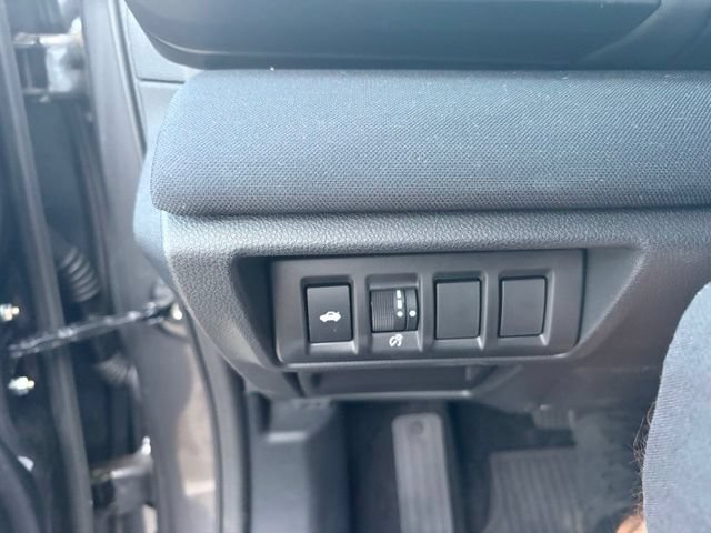 Used 2025 Subaru Legacy Premium AWD/4WD image 10