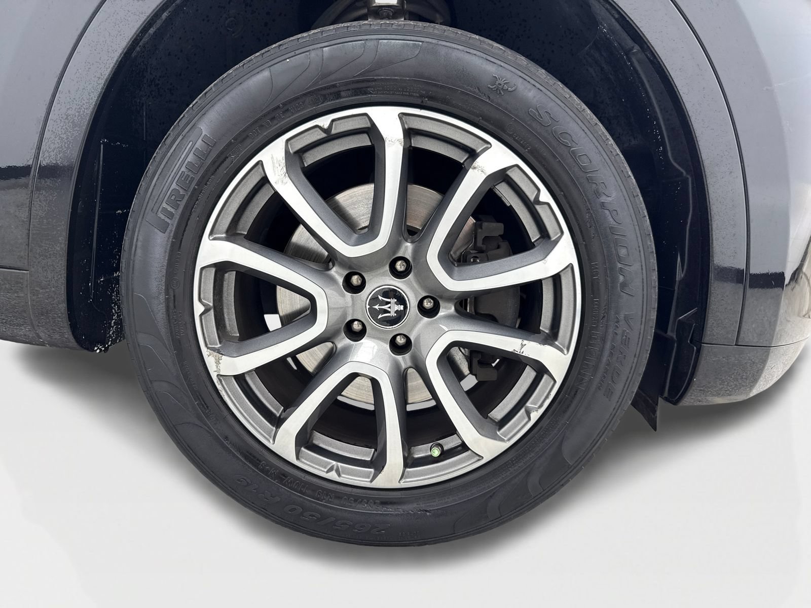 Used 2019 Maserati Levante AWD/4WD image 51