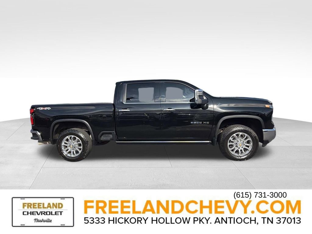 Used 2025 Chevrolet Silverado 2500 LTZ w/ LTZ Plus Package image 2