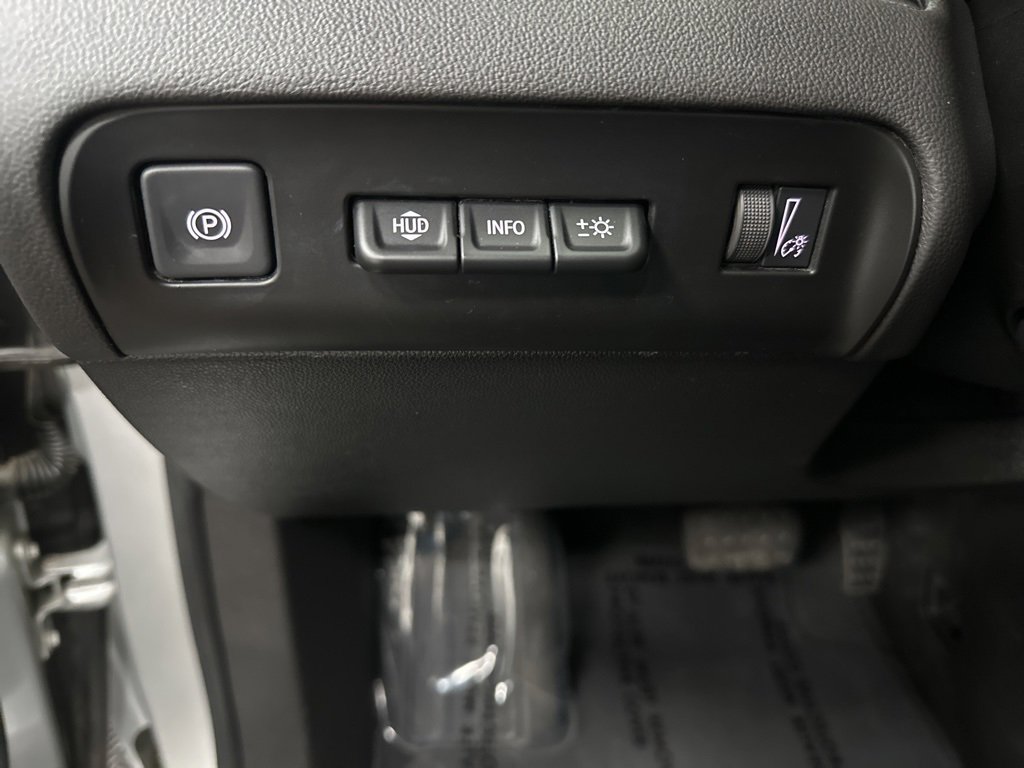 Used 2022 Buick Enclave Premium image 38