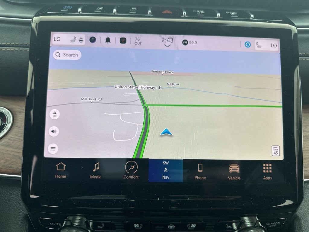 Used 2023 Jeep Grand Cherokee Summit w/ Luxury Tech Group V image 21