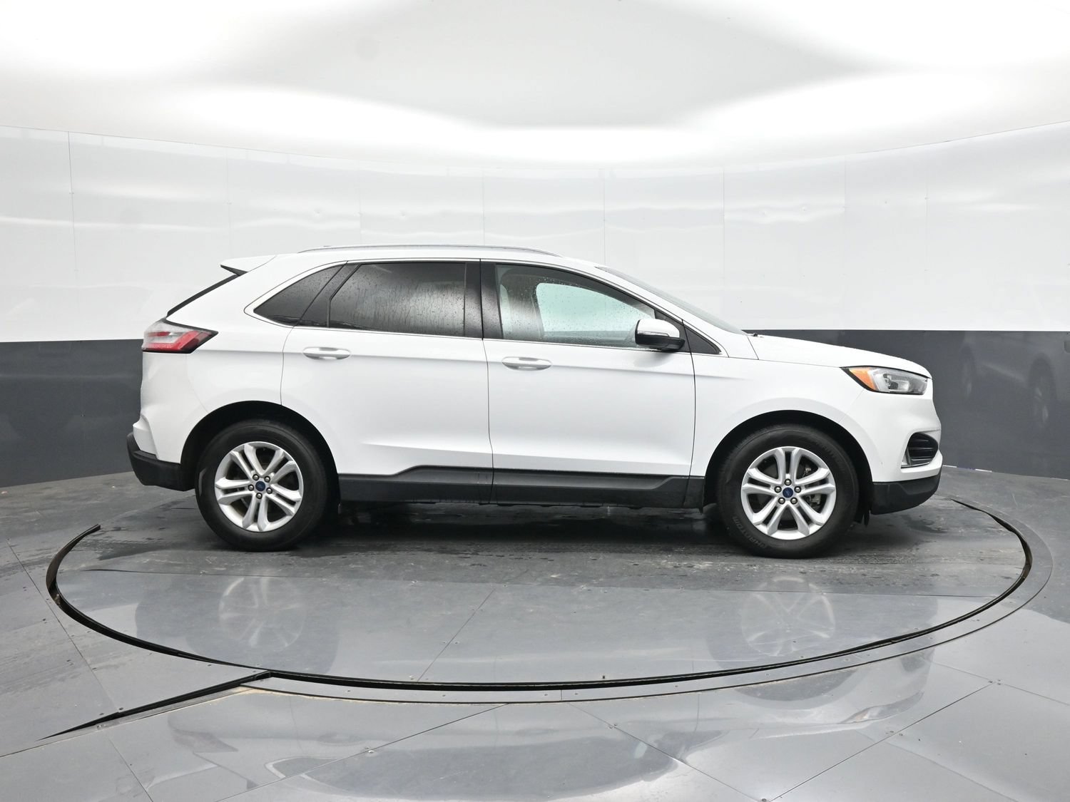 Used 2020 Ford Edge SEL FWD image 18