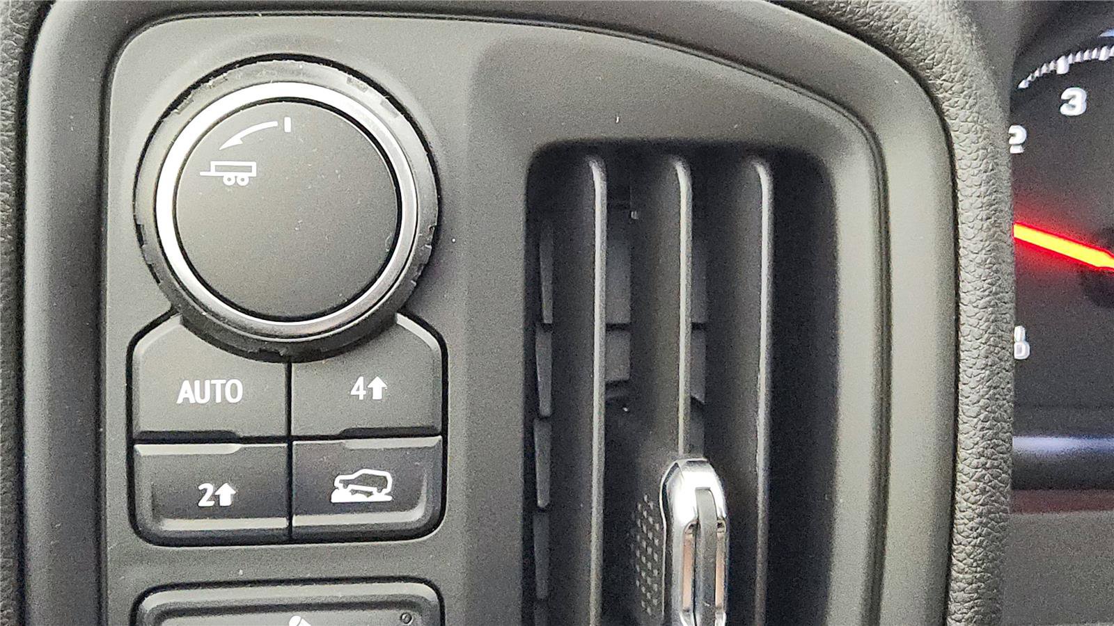 New 2025 Chevrolet Silverado 1500 Custom image 69