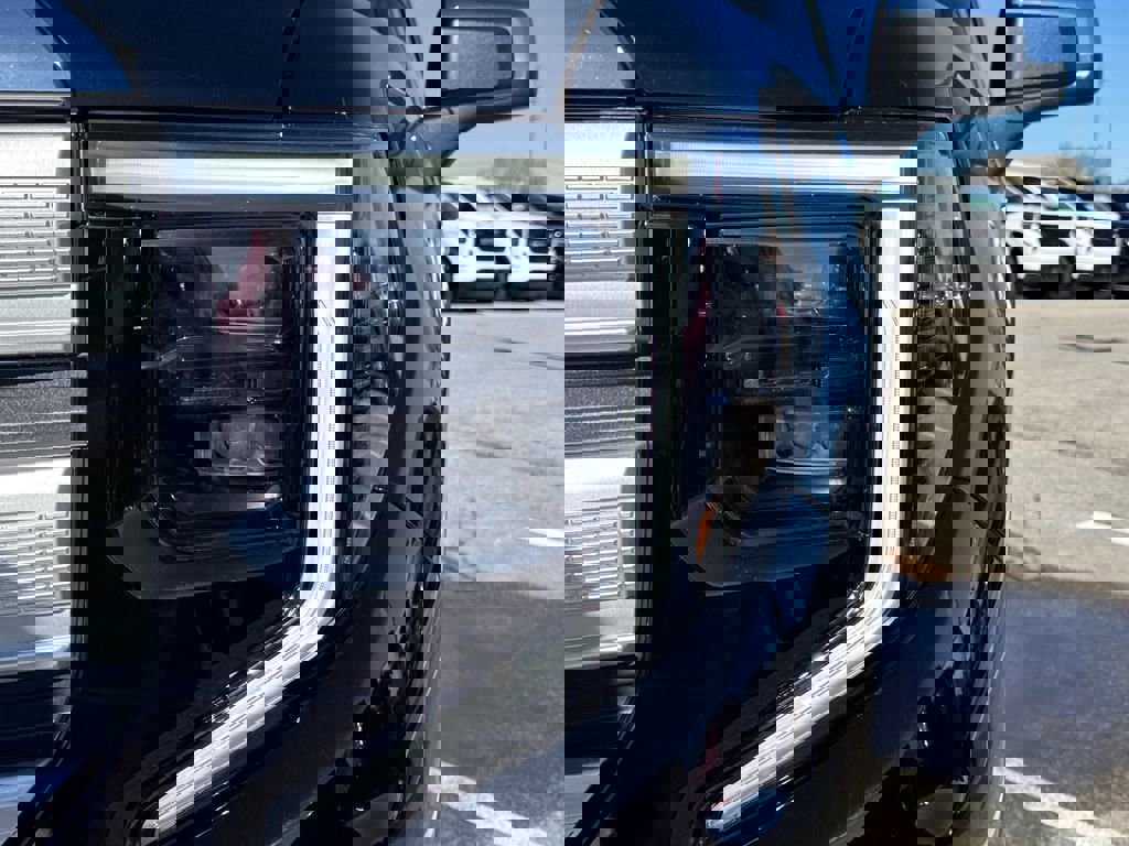 New 2026 GMC Sierra 1500 SLE w/ Preferred Package image 11