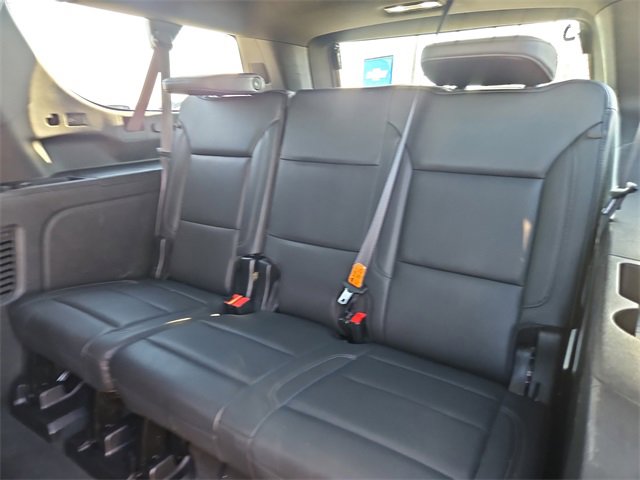 Used 2024 Chevrolet Suburban LT image 14