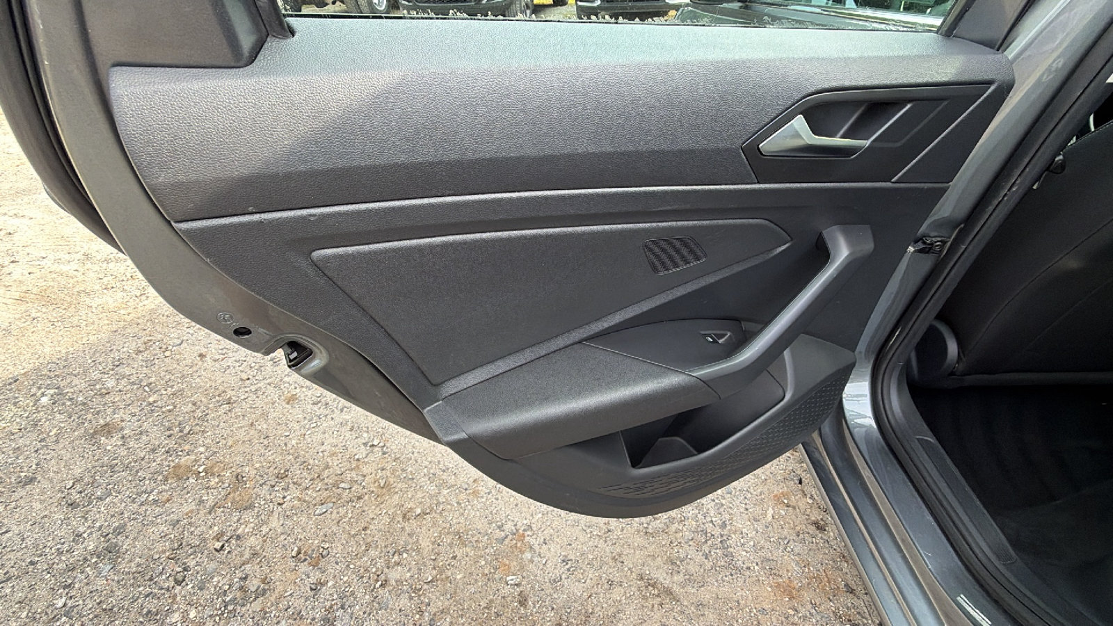 Used 2021 Volkswagen Jetta SE FWD image 21