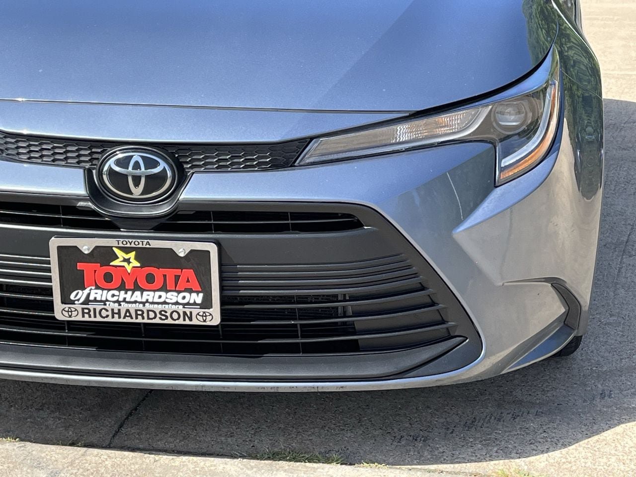 Used 2024 Toyota Corolla LE FWD image 8