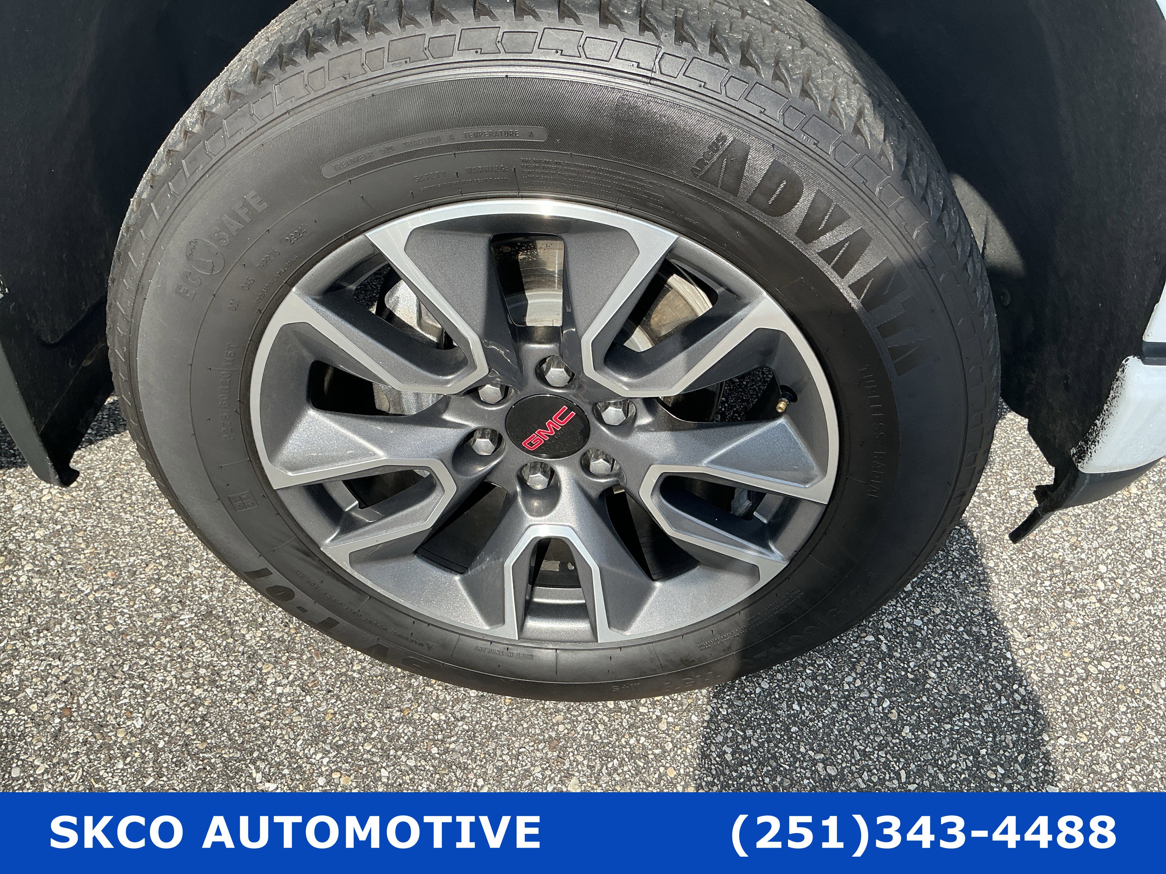 Used 2020 Chevrolet Silverado 1500 RST AWD/4WD image 9
