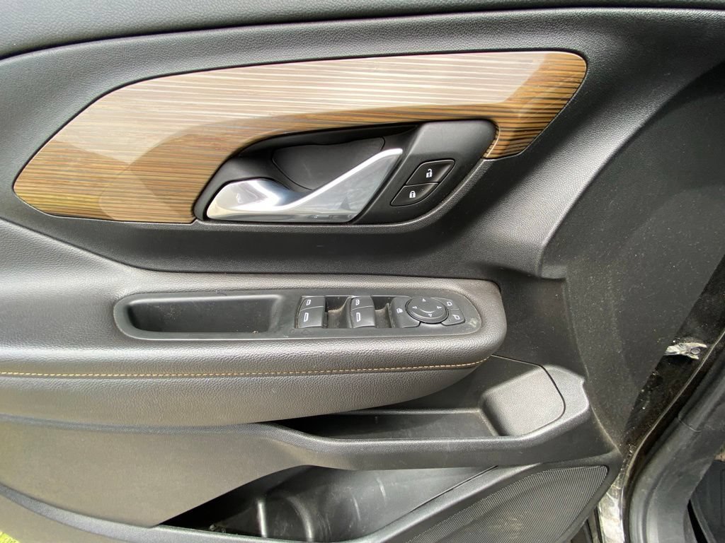 Used 2021 GMC Terrain SLE FWD image 12