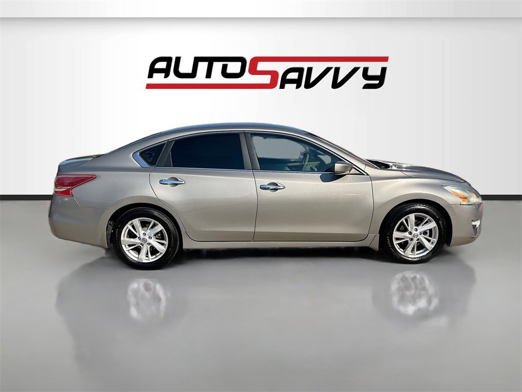 Used 2013 Nissan Altima 2.5 SV image 8