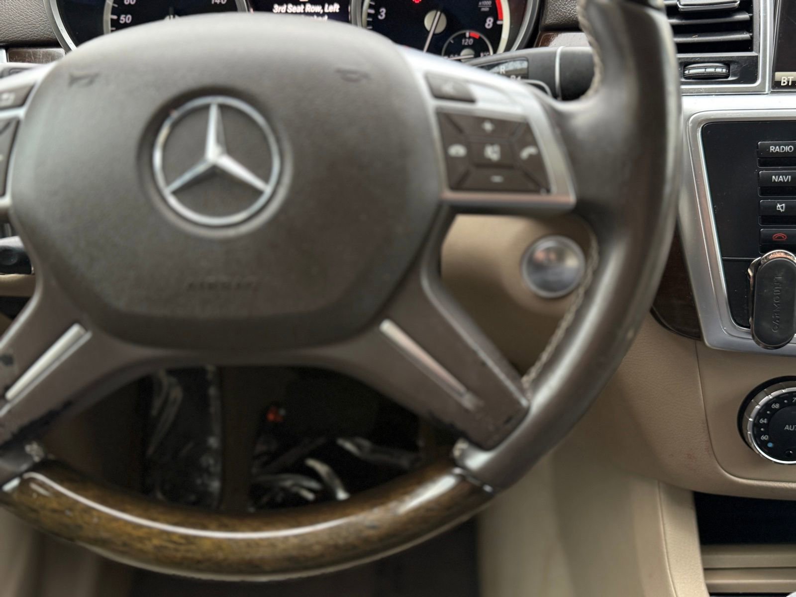 Used 2016 Mercedes-Benz GL 450 4MATIC image 26