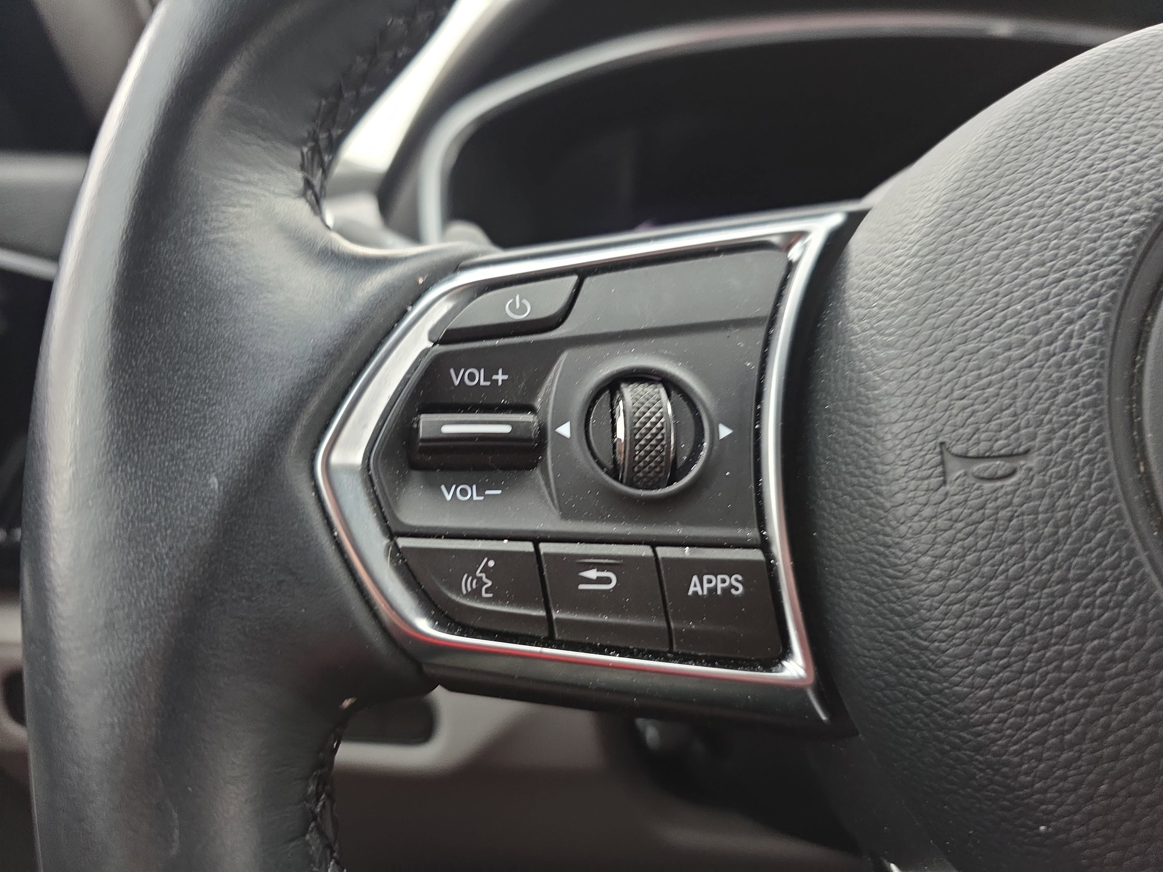 Certified 2023 Acura MDX FWD w/ Technology Package image 18