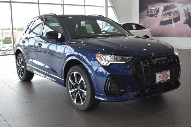 Used 2025 Audi Q3 2.0T Premium Plus w/ Premium Plus Package image 37