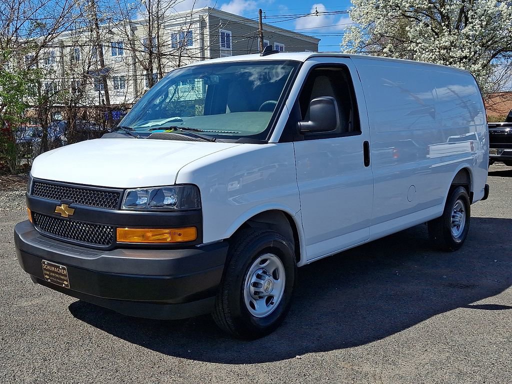 Certified 2025 Chevrolet Express 2500 w/ Driver Convenience Package image 4