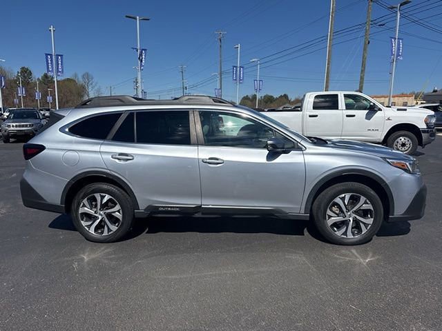 Used 2022 Subaru Outback Limited image 6