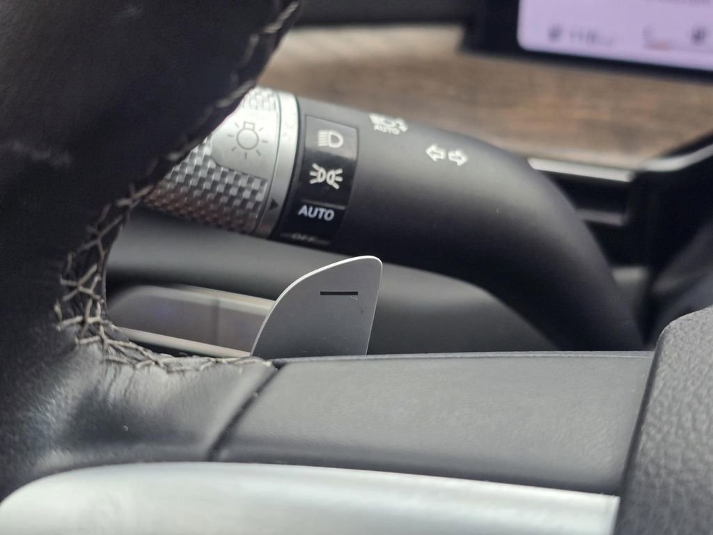 Used 2025 Genesis GV80 2.5T Advanced image 12