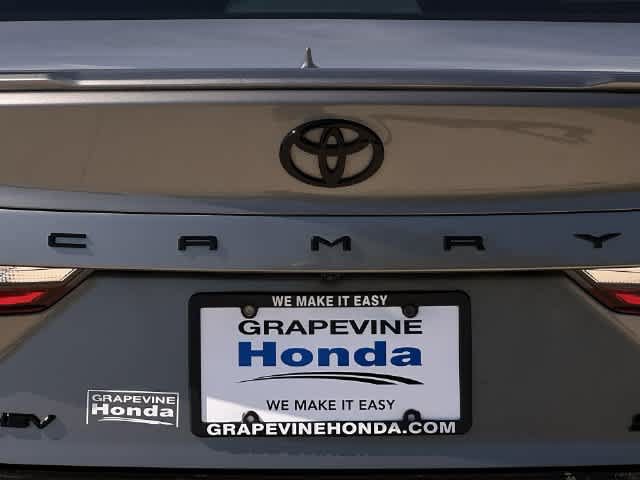 Used 2026 Toyota Camry SE w/ Multimedia Upgrade Package FWD image 8