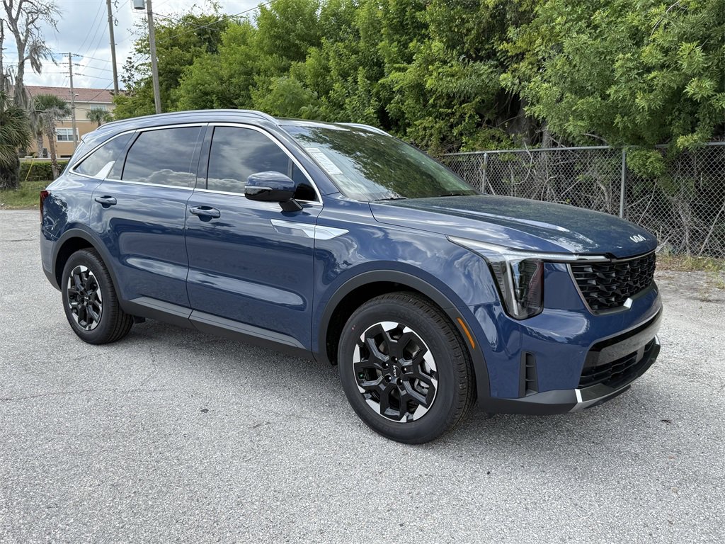 New 2026 Kia Sorento S w/ S Panoramic Sunroof Package image 2