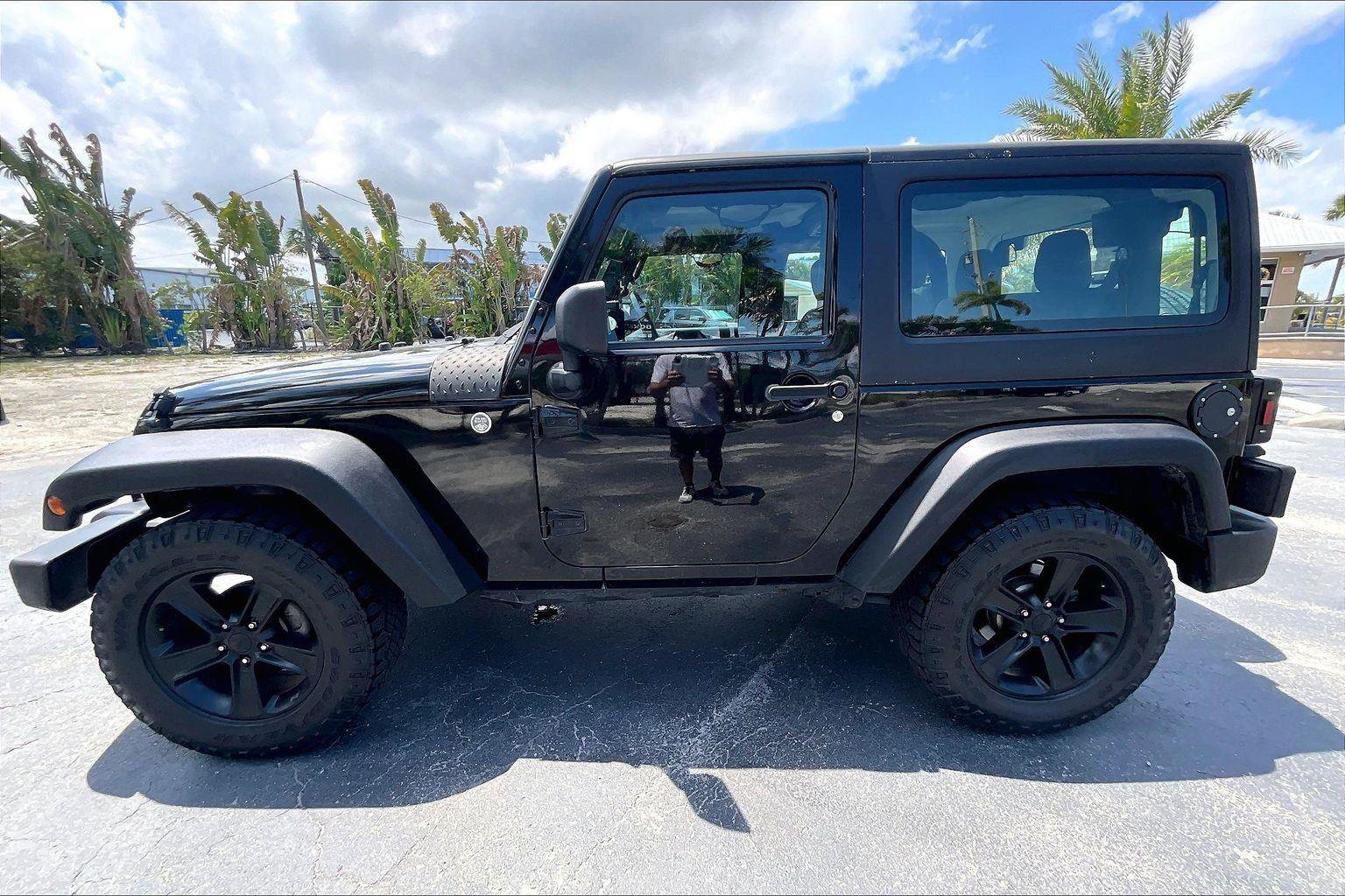 Used 2012 Jeep Wrangler Sport AWD/4WD image 29