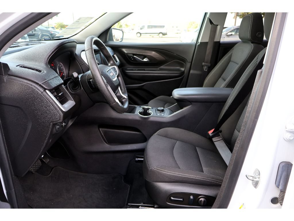 Used 2023 GMC Terrain SLE w/ Driver Convenience Package FWD image 29