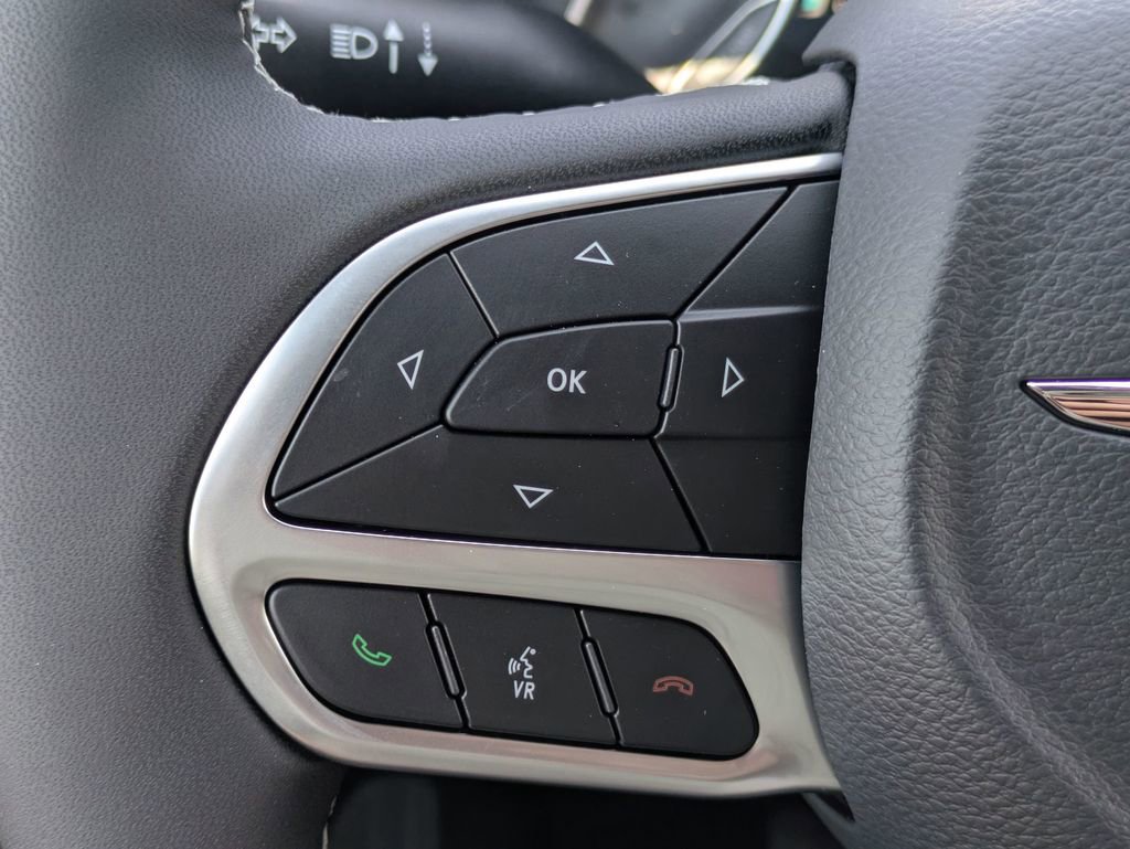 New 2026 Chrysler Pacifica Select image 20