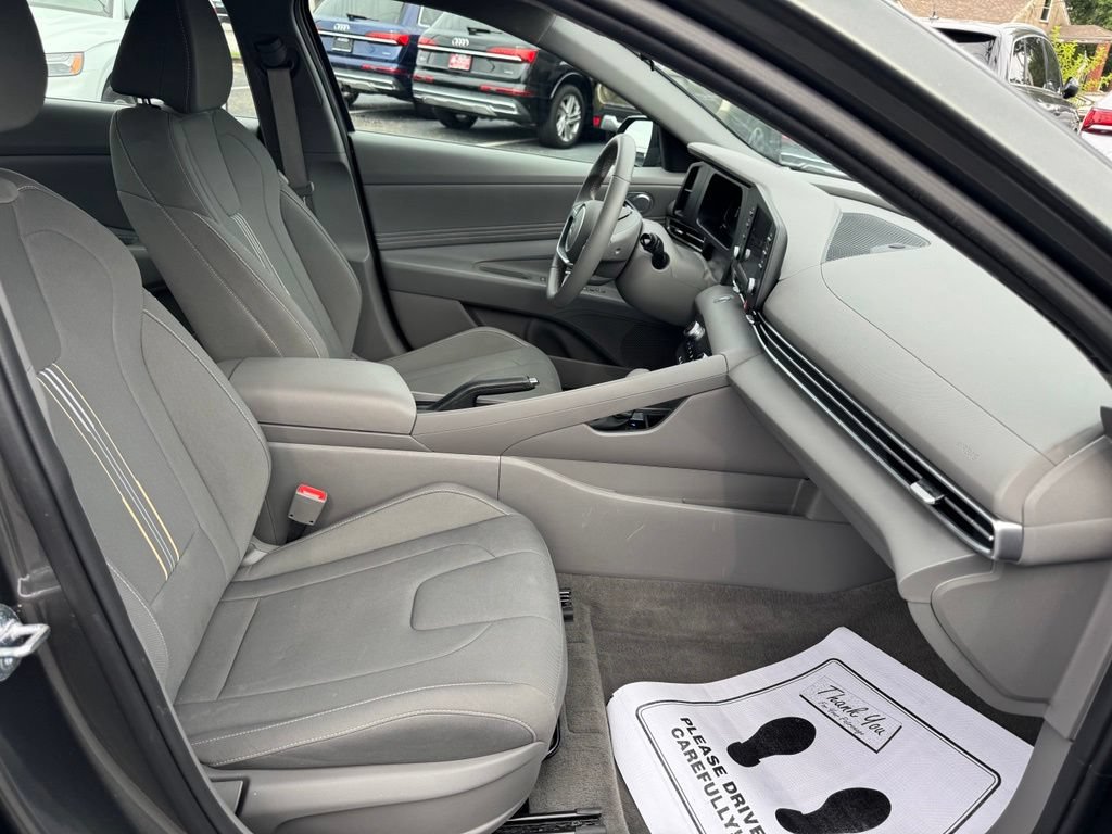 Used 2026 Hyundai Elantra Sport FWD image 27