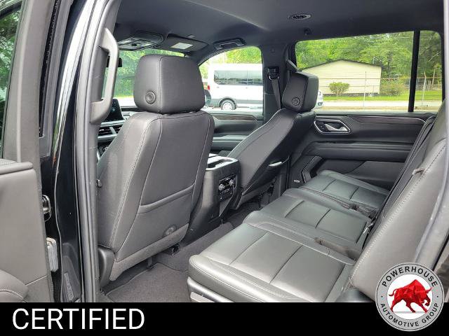Used 2022 Chevrolet Suburban LT w/ Luxury Package RWD image 16