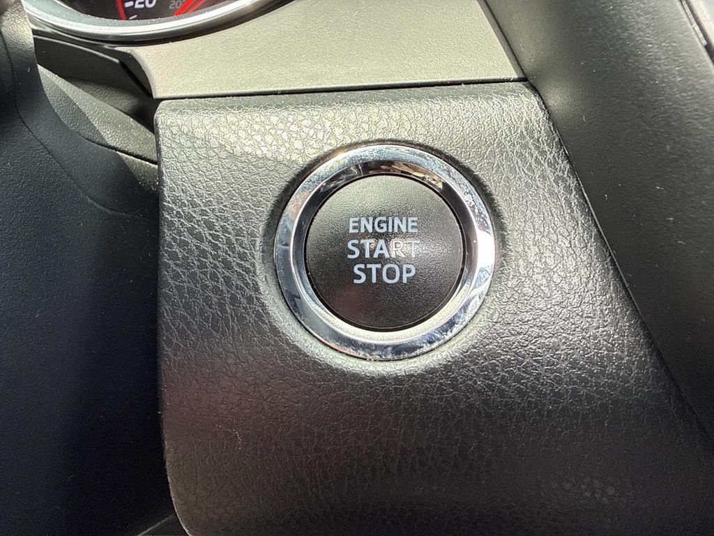Used 2020 Toyota Camry XSE w/ Navigation Package FWD image 33
