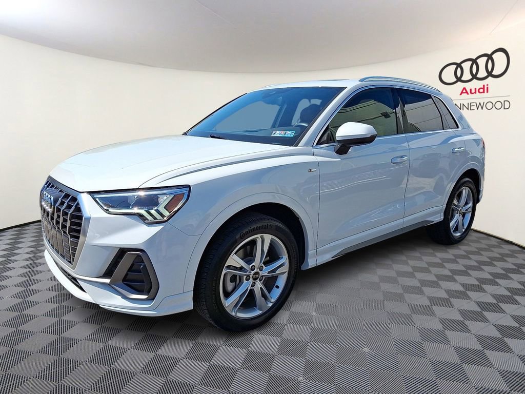 Used 2024 Audi Q3 2.0T Premium Plus AWD/4WD image 3