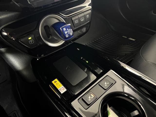Used 2021 Toyota Prius Prime XLE w/ Carpet Mat Package (TMS) image 19