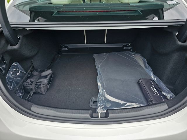 New 2025 Mercedes-Benz C 300 4MATIC Sedan image 10