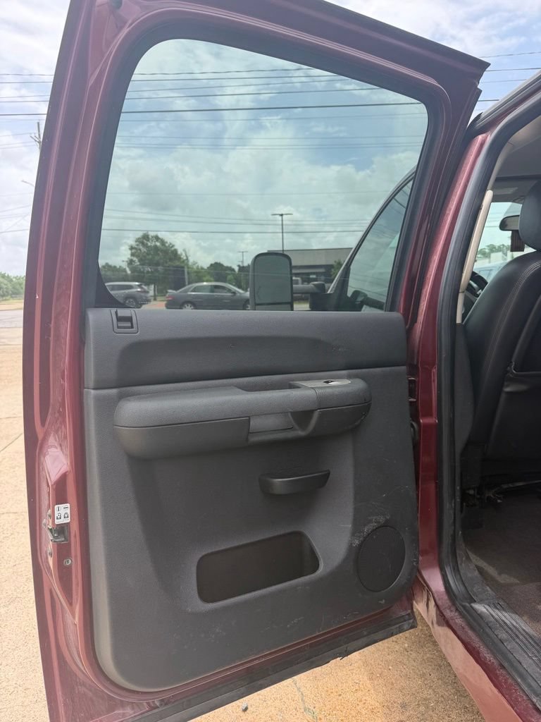 Used 2008 Chevrolet Silverado 3500 LT AWD/4WD image 7