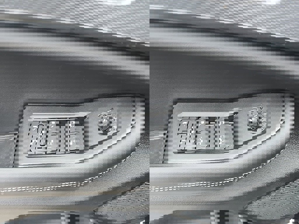 New 2025 Jeep Grand Cherokee Laredo X image 19