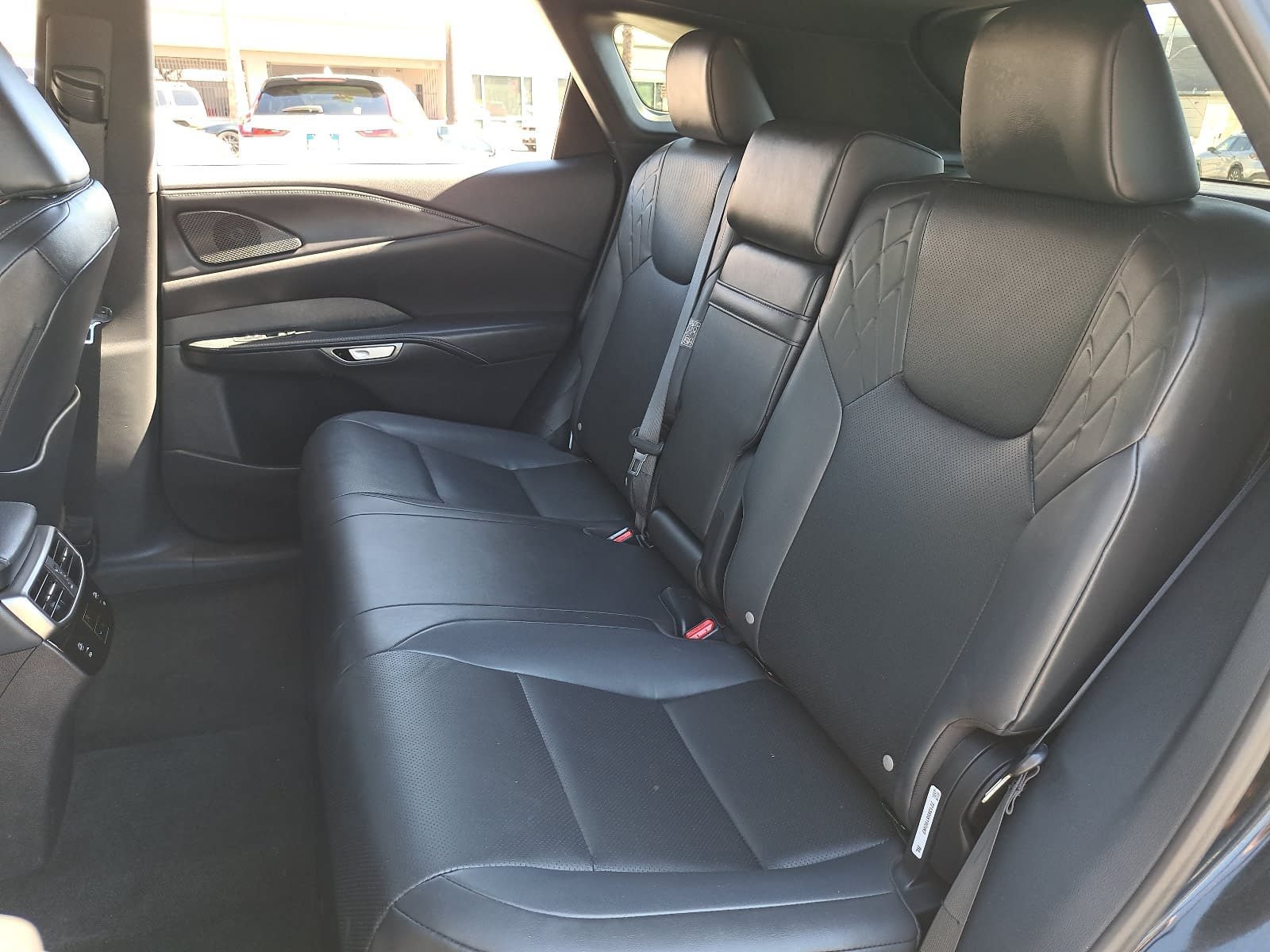 Used 2025 Lexus RX 350h w/ Convenience Package AWD/4WD image 16