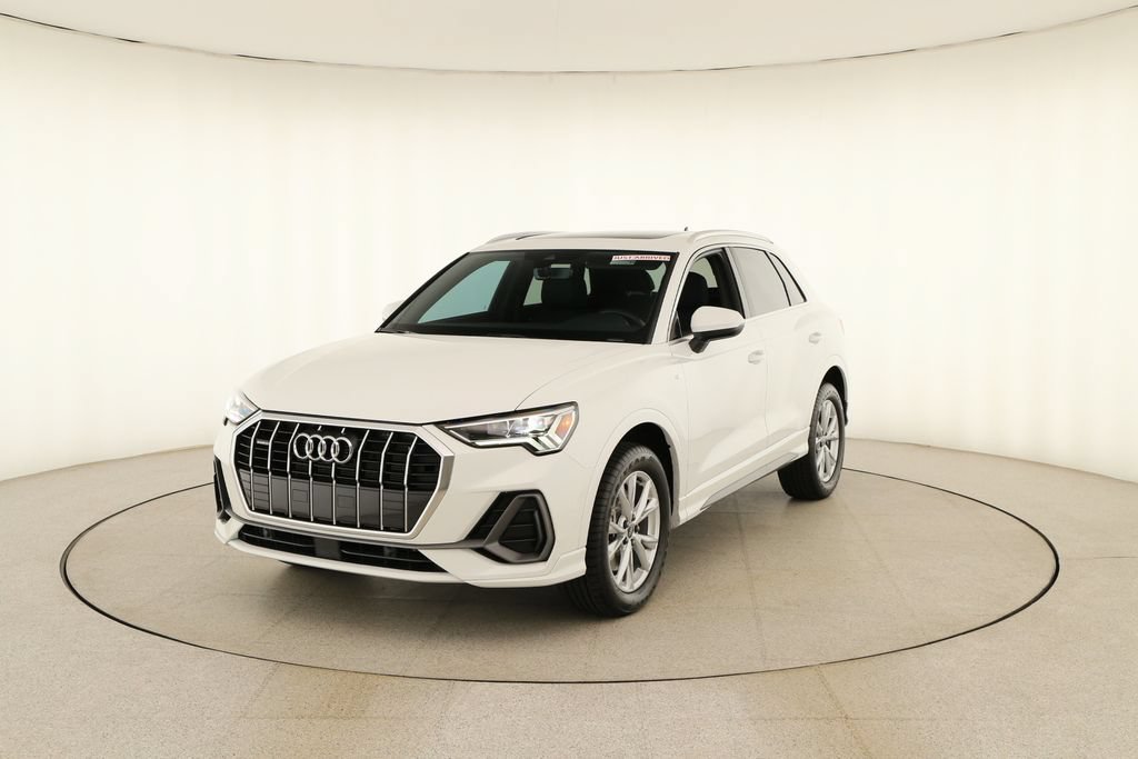 Certified 2024 Audi Q3 2.0T Premium AWD/4WD image 12