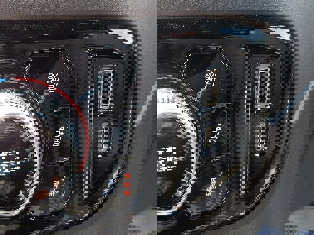 Certified 2023 GMC Sierra 1500 SLT w/ SLT Premium Package image 26