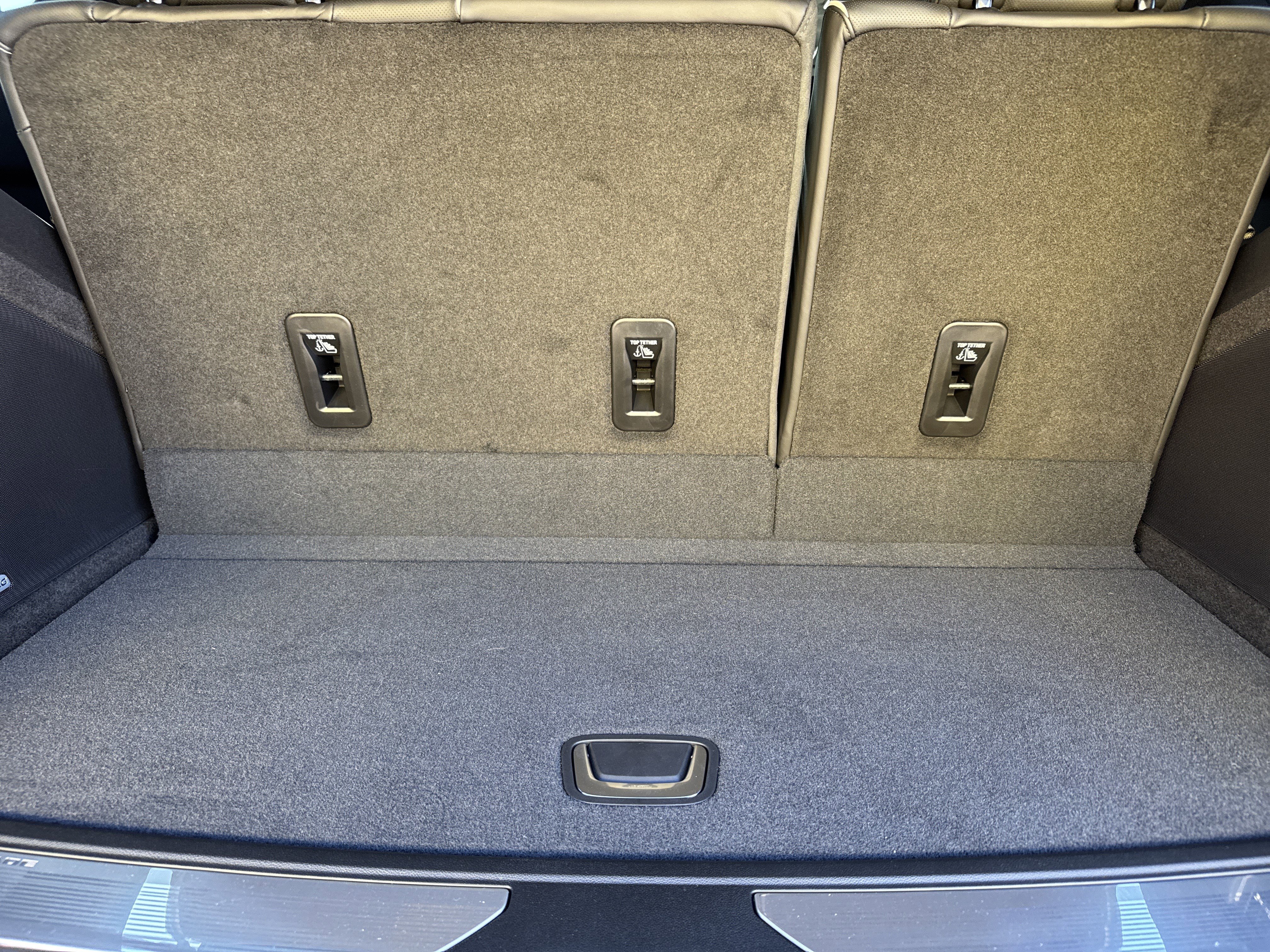 Used 2026 Cadillac Escalade V image 39