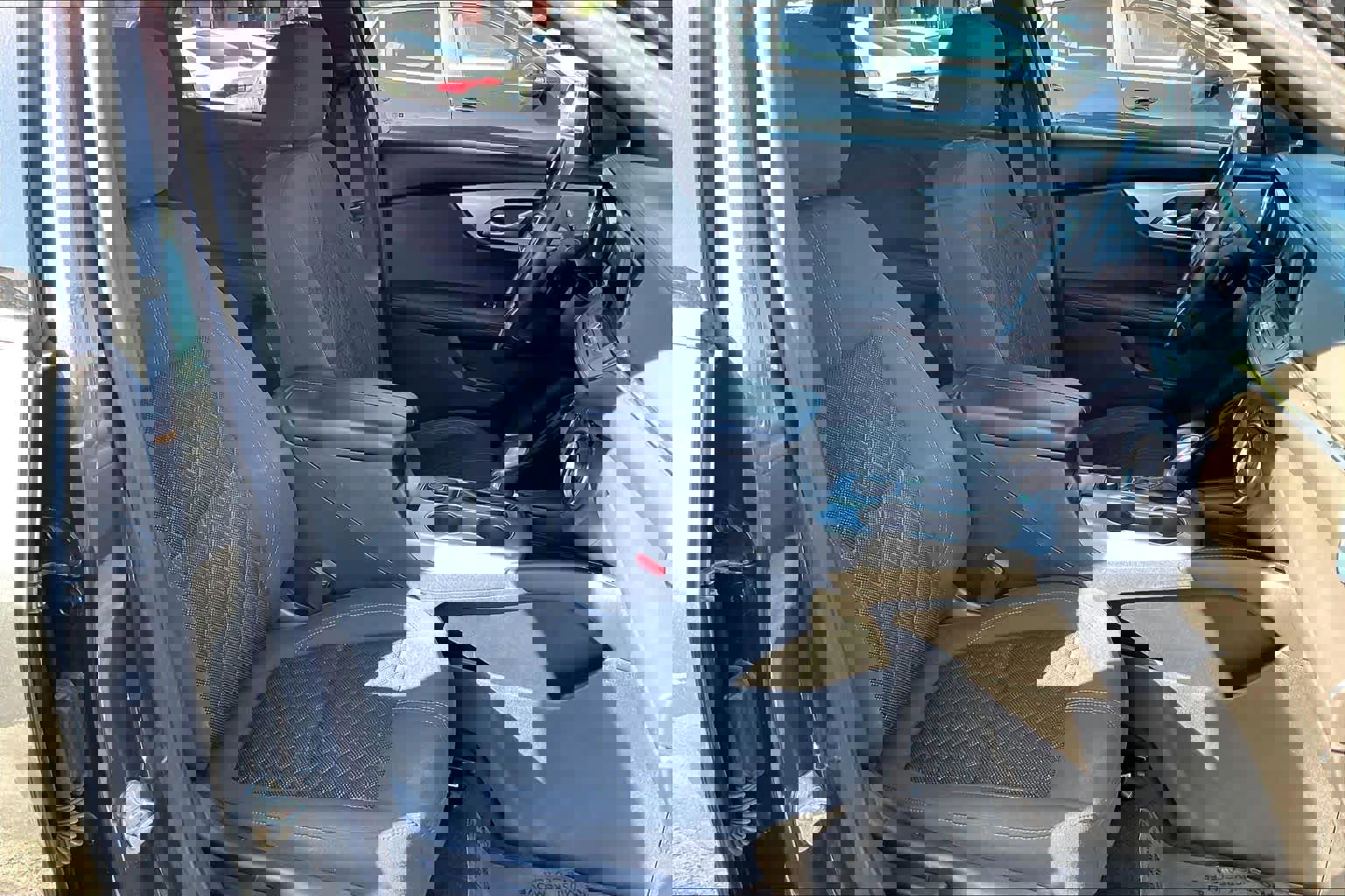 Used 2019 Chevrolet Blazer LT image 8