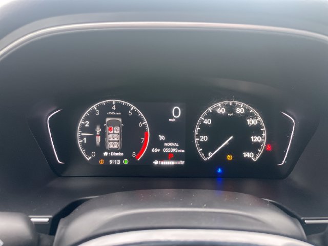 Used 2025 Honda Pilot Touring image 9