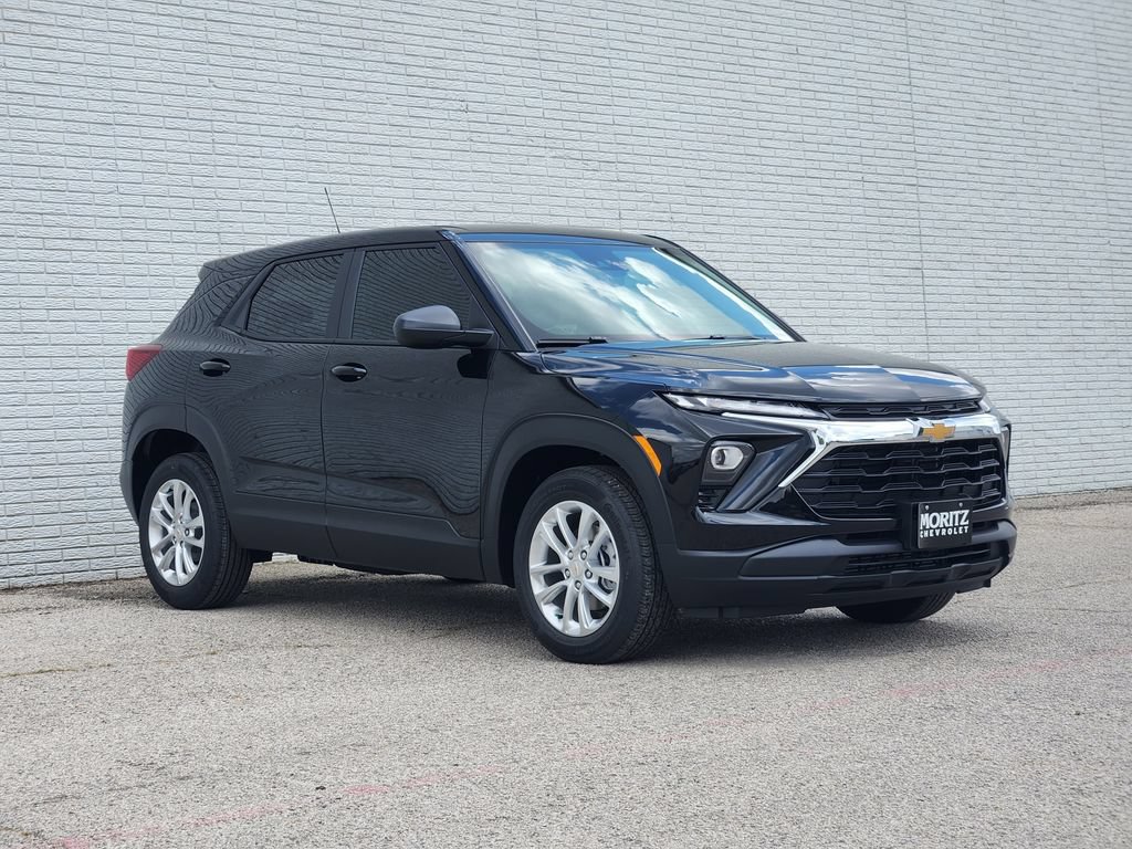 New 2026 Chevrolet TrailBlazer LS w/ LS Convenience Package FWD image 2
